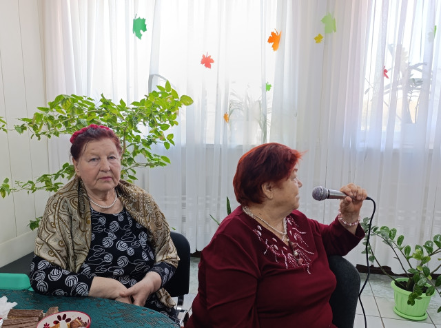 А ну-ка, бабушки: в Сургутском районе пожилые пустились в пляс под мелодии молодости