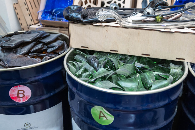 Конкурс по созданию елочных игрушек из пакетов, банок и макулатуры стартовал в ХМАО Конкурс по созданию елочных игрушек из пакетов, банок и макулатуры стартовал в ХМАО