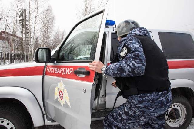 Силовики и дружинники Сургутского района усилят дежурство в новогодние праздники