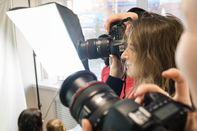 В погоне за красивыми кадрами россияне отдают деньги мошенникам за фейковые фотосессии