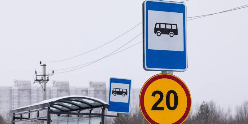 «Я в гараж»: в Сургуте водители автобусов отказываются везти пассажиров по вечерам