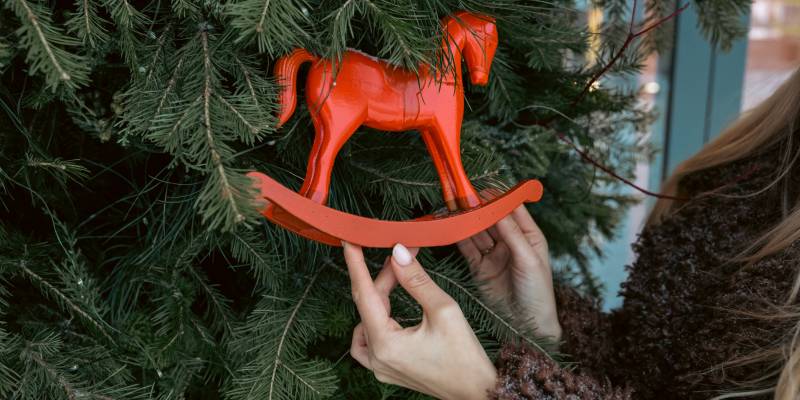 Айболит и Морозко: югорчане массово скупают ретро-украшения для елок к Новому году Айболит и Морозко: югорчане массово скупают ретро-украшения для елок к Новому году