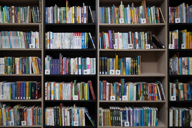 В библиотеках Сургутского района появится книга по нашумевшему фильму о школьниках в тайге В библиотеках Сургутского района появится книга по нашумевшему фильму о школьниках в тайге