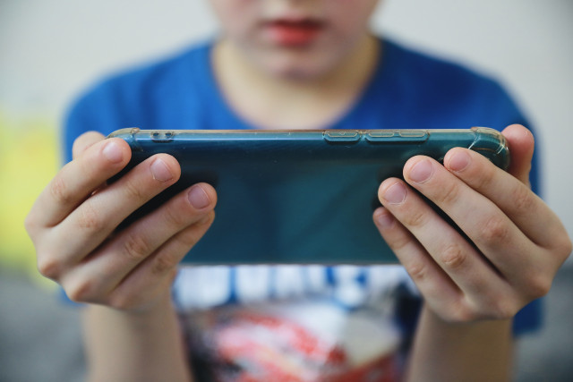 Жителей ХМАО будут звать на поиски пропавших людей через Госуслуги Жителей ХМАО будут звать на поиски пропавших людей через Госуслуги