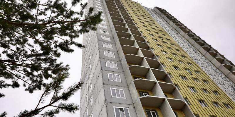 В Лянторе подростки ломают замки на крышах ради опасного контента в соцсетях