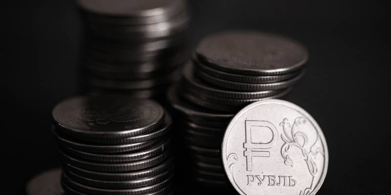 Власти Югры выделят миллионы на тушение лесных пожаров и беспилотники