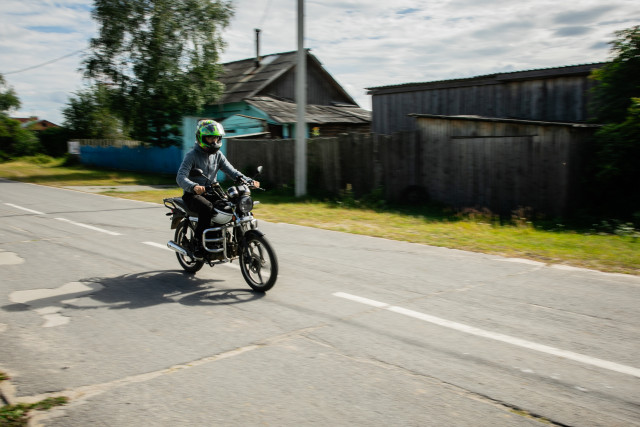 Мать из ХМАО пойдет под суд за покупку сыну питбайка