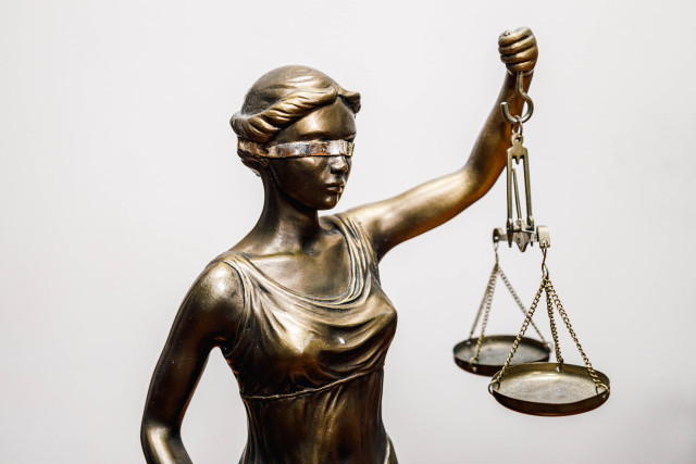 Суд снова вынес приговор по делу о доведении до самоубийства медсестры в Сургуте Суд снова вынес приговор по делу о доведении до самоубийства медсестры в Сургуте