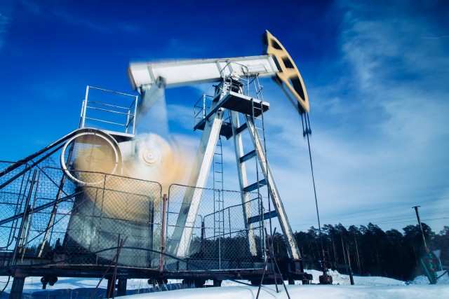 В ХМАО на месторождении погиб нефтяник, сорвавшись с мачты подъемника В ХМАО на месторождении погиб нефтяник, сорвавшись с мачты подъемника