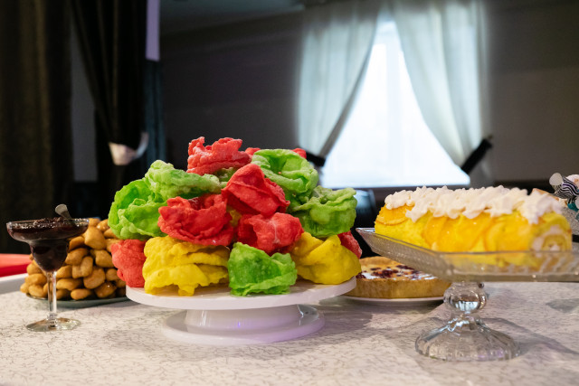 За логотип запрещенной соцсети оштрафовали владельца кафе в ХМАО