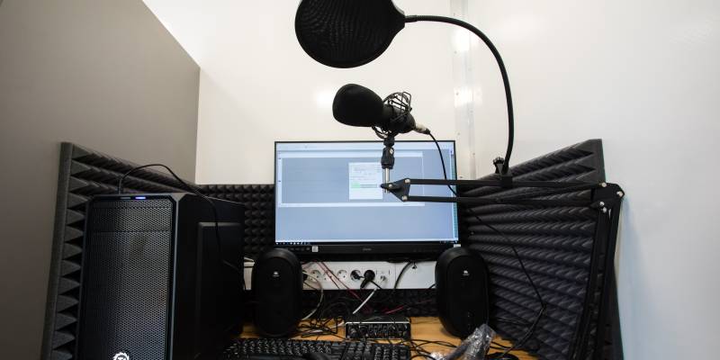 История предательства: в ХМАО гость похитил компьютер у приятеля и сдал его в ломбард