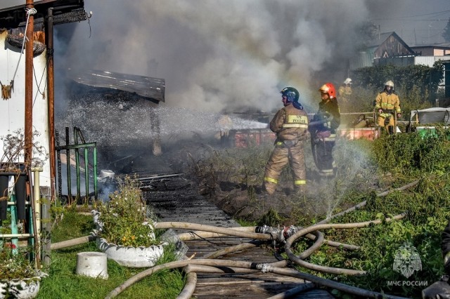 В Югре в сгоревшей бане нашли тело 56-летнего мужчины В Югре в сгоревшей бане нашли тело 56-летнего мужчины