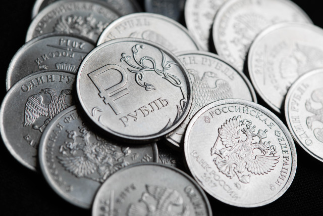 Подросток из ХМАО перевел сотни тысяч со счета матери, повинуясь &laquo;спецслужбам&raquo;