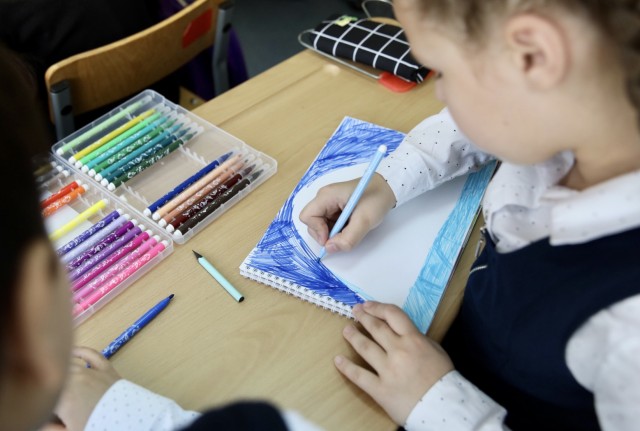 Более 100 детей из Сургутского района подали творческие работы на конкурс «Расту в Югре»