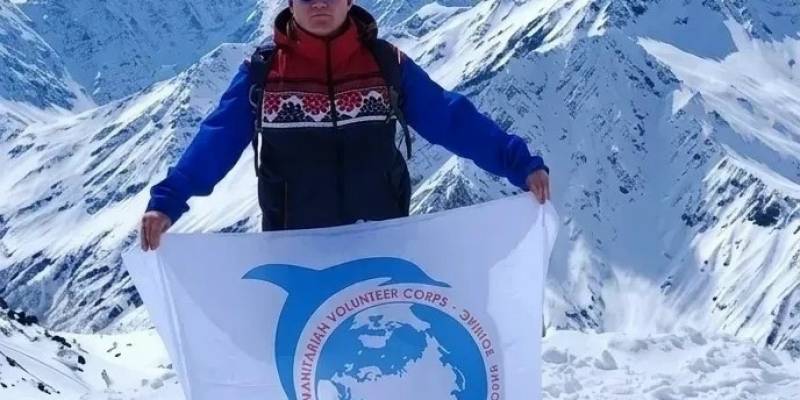 Депутат из Сургутского района поделился секретами восхождения на самую высокую точку Европы