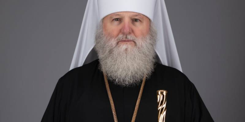 Митрополит Павел поздравил югорчан с Рождеством и призвал уделять внимание воспитанию молодежи Митрополит Павел поздравил югорчан с Рождеством и призвал уделять внимание воспитанию молодежи