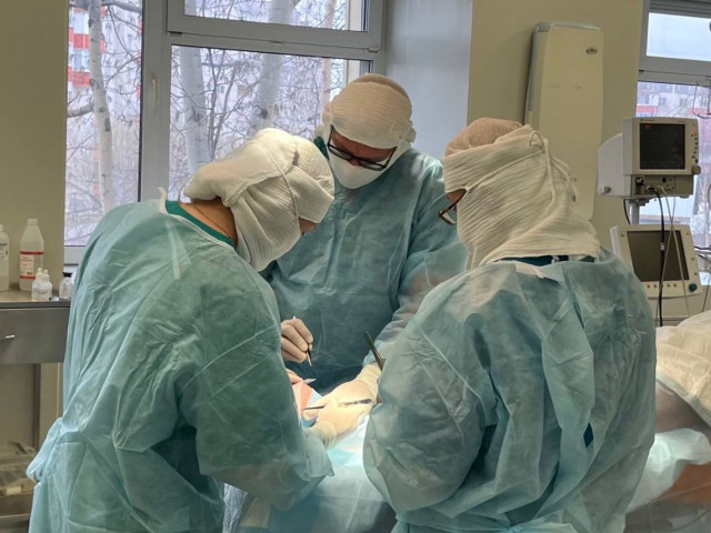 Супруги боролись за жизнь с критическими ожогами после пожара в Сургуте