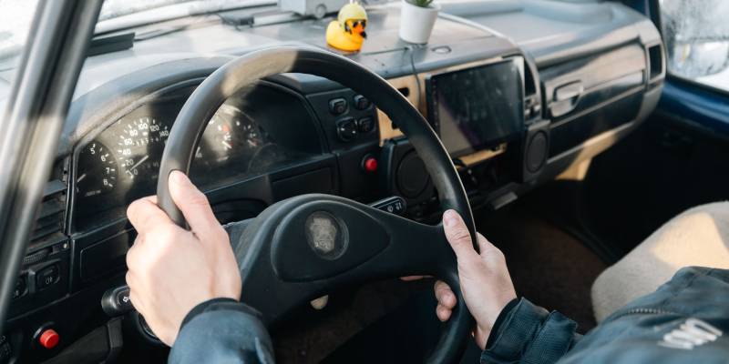 Сотни водителей в ХМАО отметили праздничные гуляния пьяной ездой