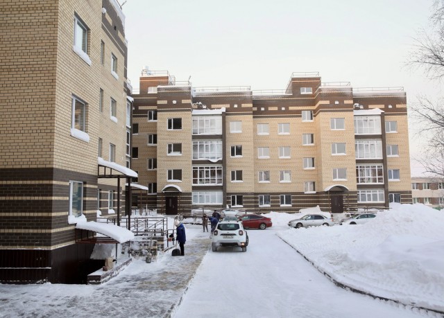 В Лянторе объявили аукцион на вывоз снега стоимостью свыше 7 млн рублей