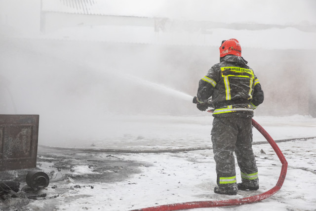 В поселке ХМАО сгорел дом, мужчина погиб В поселке ХМАО сгорел дом, мужчина погиб
