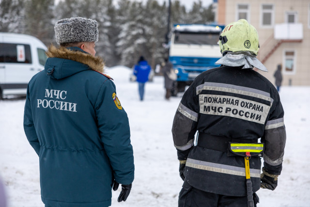 Силовики, спасатели и врачи обеспечат безопасность жителей ХМАО на Новый год и Рождество