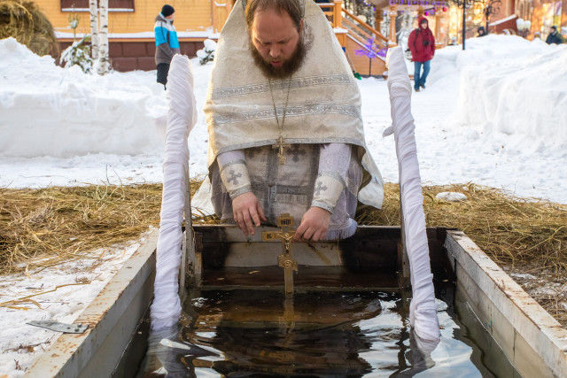 Карта крещенских купелей &ndash; 2026: где безопасно окунуться в Сургутском районе