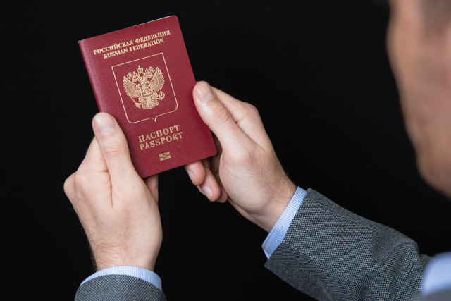 Об урегулировании статуса отдельных категорий иностранных граждан и лиц без гражданства в РФ Об урегулировании статуса отдельных категорий иностранных граждан и лиц без гражданства в РФ