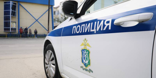 Жители Сургута инсценировали боевик со стрельбой из дома ради шутки и оказались в отделе полиции Жители Сургута инсценировали боевик со стрельбой из дома ради шутки и оказались в отделе полиции