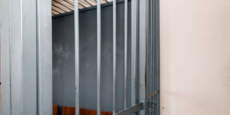 Провести время за экстремистской литературой хотел постоялец СИЗО в ХМАО