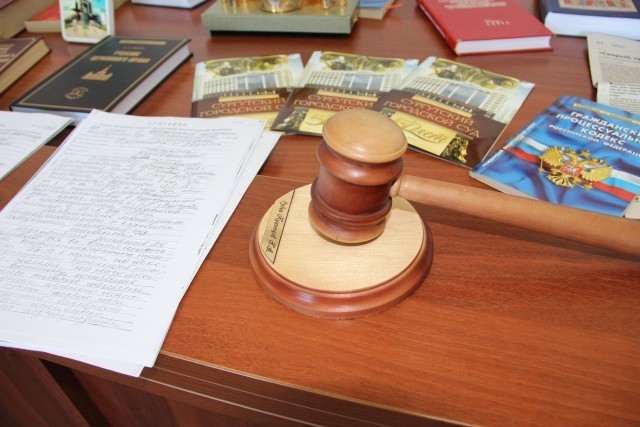 В Сургуте начался суд по делу пяти экс-полицейских наркоконтроля