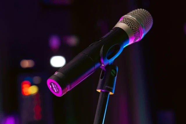 Популярная татарская певица сравнила площадку в Сургуте с Кремлевским дворцом Популярная татарская певица сравнила площадку в Сургуте с Кремлевским дворцом