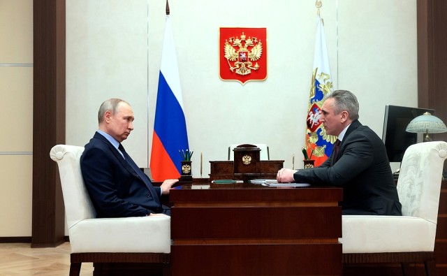 ​Губернатор Тюменской области Моор доложил президенту Путину о поддержке участников СВО