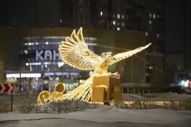 ​Жители Нижневартовска пытаются сохранить новогоднюю &laquo;Жар-птицу&raquo;