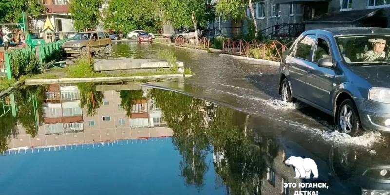 Центр города нефтяников в ХМАО превратился в водоем. ФОТО