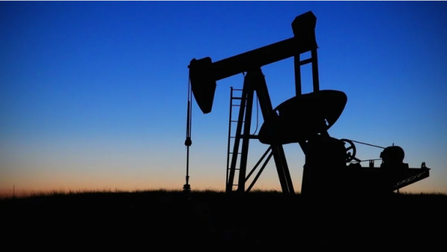 ​В Югре с начала года добыто почти 200 млн тонн нефти