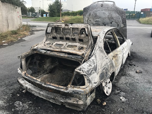 ​Недалеко от Тюмени произошло ДТП, в котором сгорели две машины