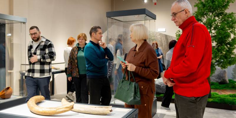 ​Из столицы в тайгу: туристы из Москвы и Санкт-Петербурга провели каникулы в Сургутском районе