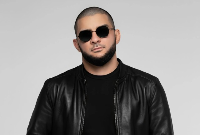 Самый популярный певец России-2022: «Построить карьеру в шоу-бизнесе намного проще, чем в ММА» Самый популярный певец России-2022: «Построить карьеру в шоу-бизнесе намного проще, чем в ММА»