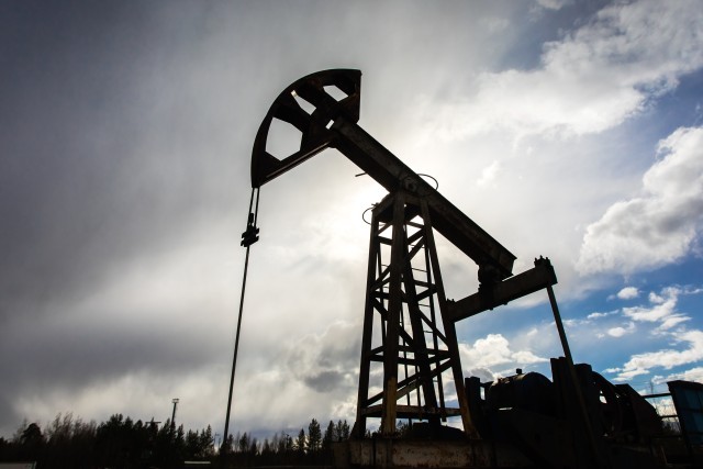 Из-за санкций нефтяники в ХМАО консервируют скважины