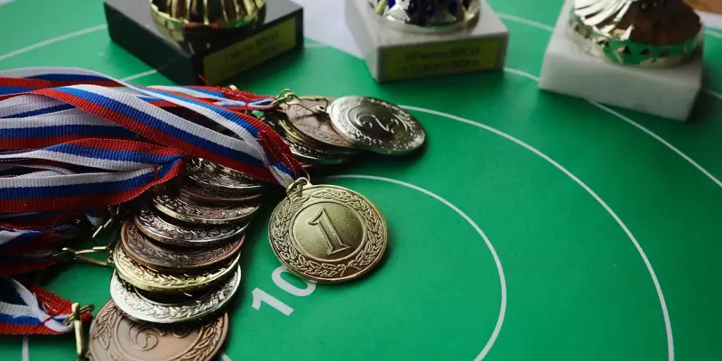 Сборная ХМАО стала вице-чемпионом России по метанию ножей Сборная ХМАО стала вице-чемпионом России по метанию ножей