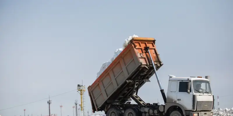 ​Тарифы на вывоз мусора выросли в ХМАО, новое повышение будет в октябре