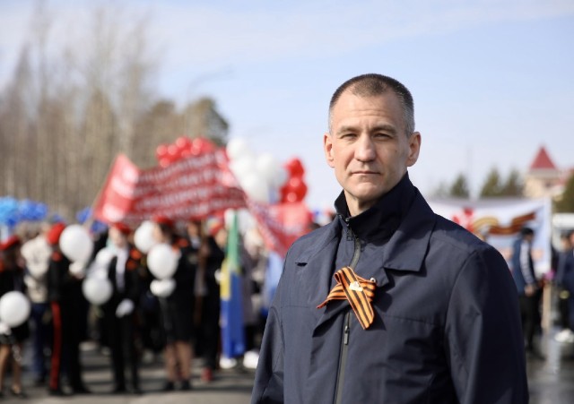 Андрей Трубецкой поздравил жителей Сургутского района с Днём Победы