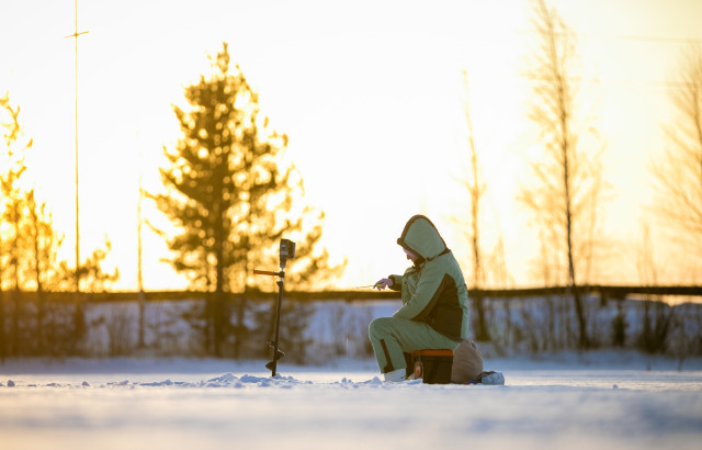 ​Потусторонние силы помогают рыбакам из ХМАО поймать трофейных щук. ВИДЕО