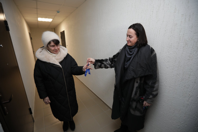 В отдаленном поселке Сургутского района жители получили ключи от новых квартир В отдаленном поселке Сургутского района жители получили ключи от новых квартир