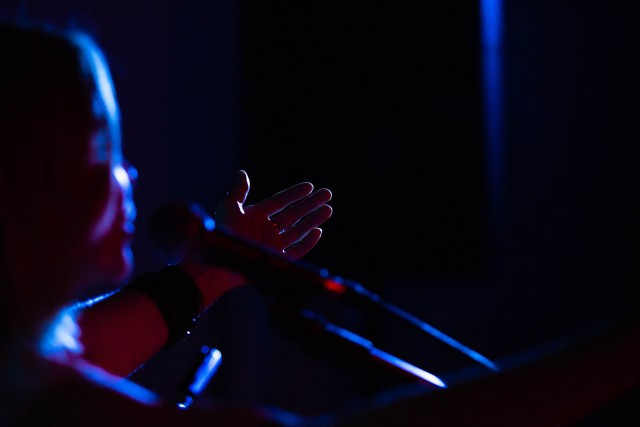 ​&laquo;Воровайки&raquo; снова дадут концерт в Сургуте: ранее выступление группы едва не сорвали депутаты