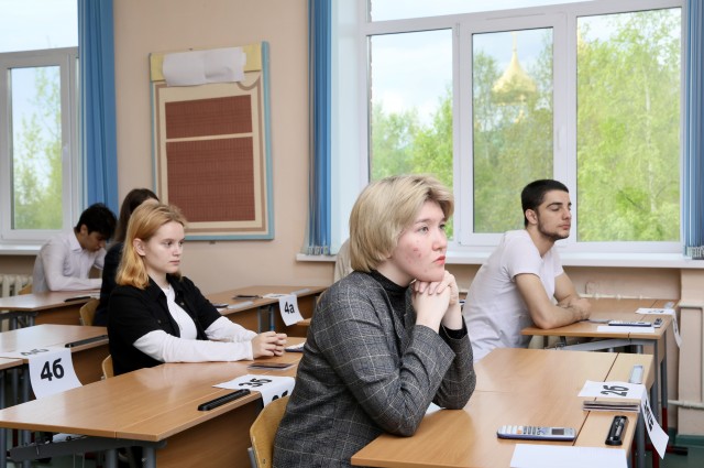 ​В Сургутском районе 10% выпускников претендуют на 100 тыс. рублей от властей ХМАО