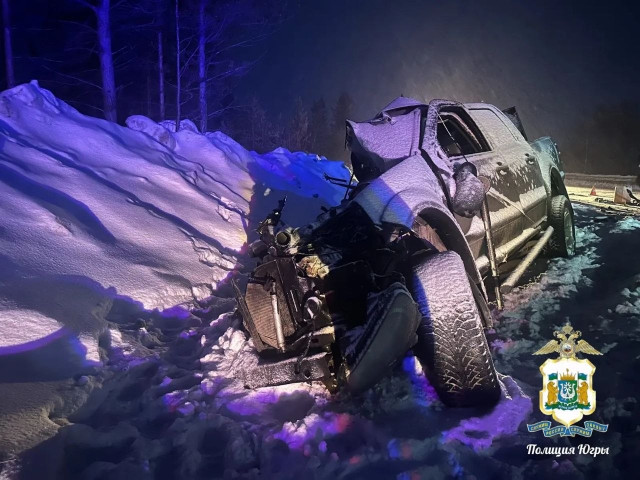 На трассе ХМАО в лобовом ДТП погиб мужчина На трассе ХМАО в лобовом ДТП погиб мужчина