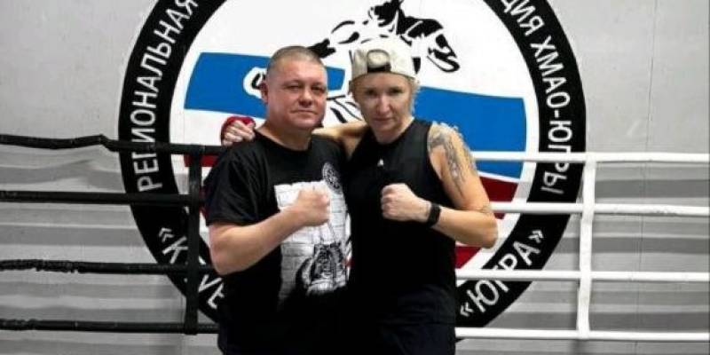 ​Диана Арбенина занялась боксом в Сургуте между концертами