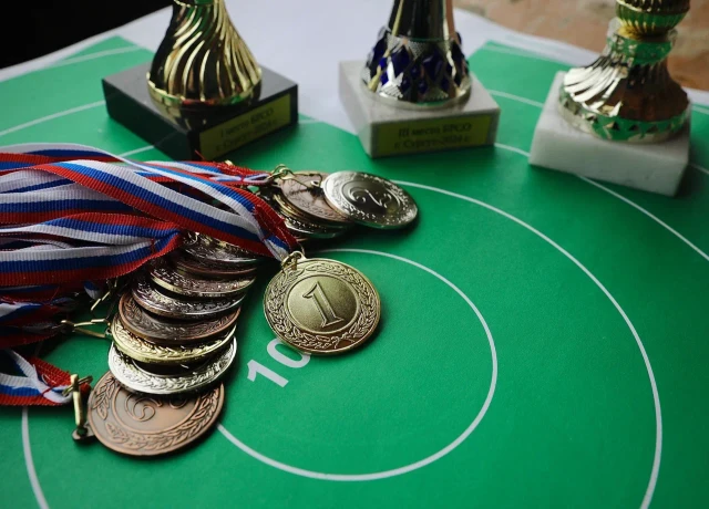 Сборная ХМАО стала вице-чемпионом России по метанию ножей Сборная ХМАО стала вице-чемпионом России по метанию ножей