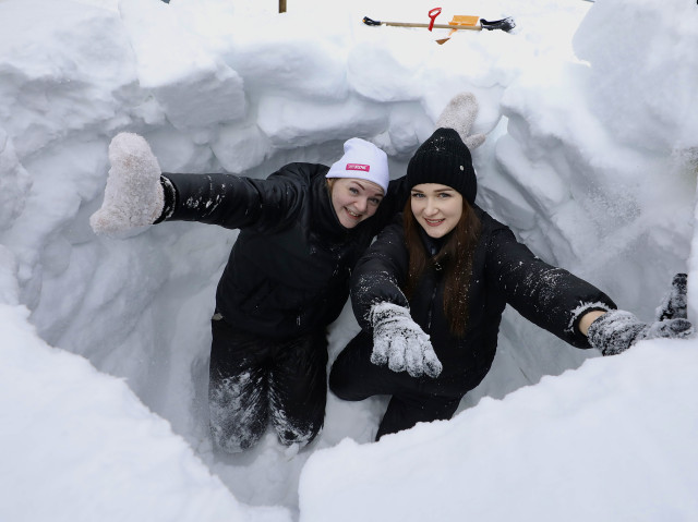 ​В Сургутском районе в лесу построили восемь больших иглу. ФОТО